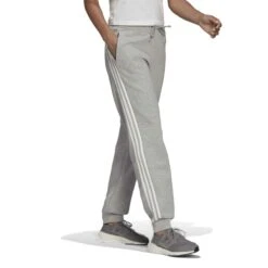 Jogginganzug Mit 3 Streifen Frau Adidas Sportswear Future Icons -MACRON Verkaufsgeschäft adidas h57312 5 apparel on model walking view white