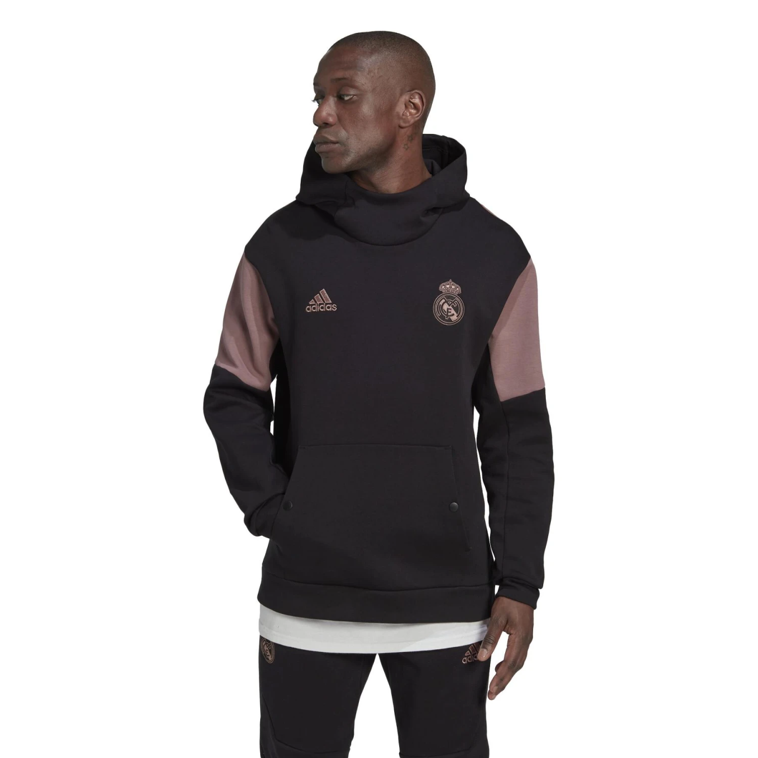 ADIDAS Kapuzenpullover Reise Real Madrid 2022/23 2 ADIDAS Kapuzenpullover Reise Real Madrid 2022/23 – Bild 2