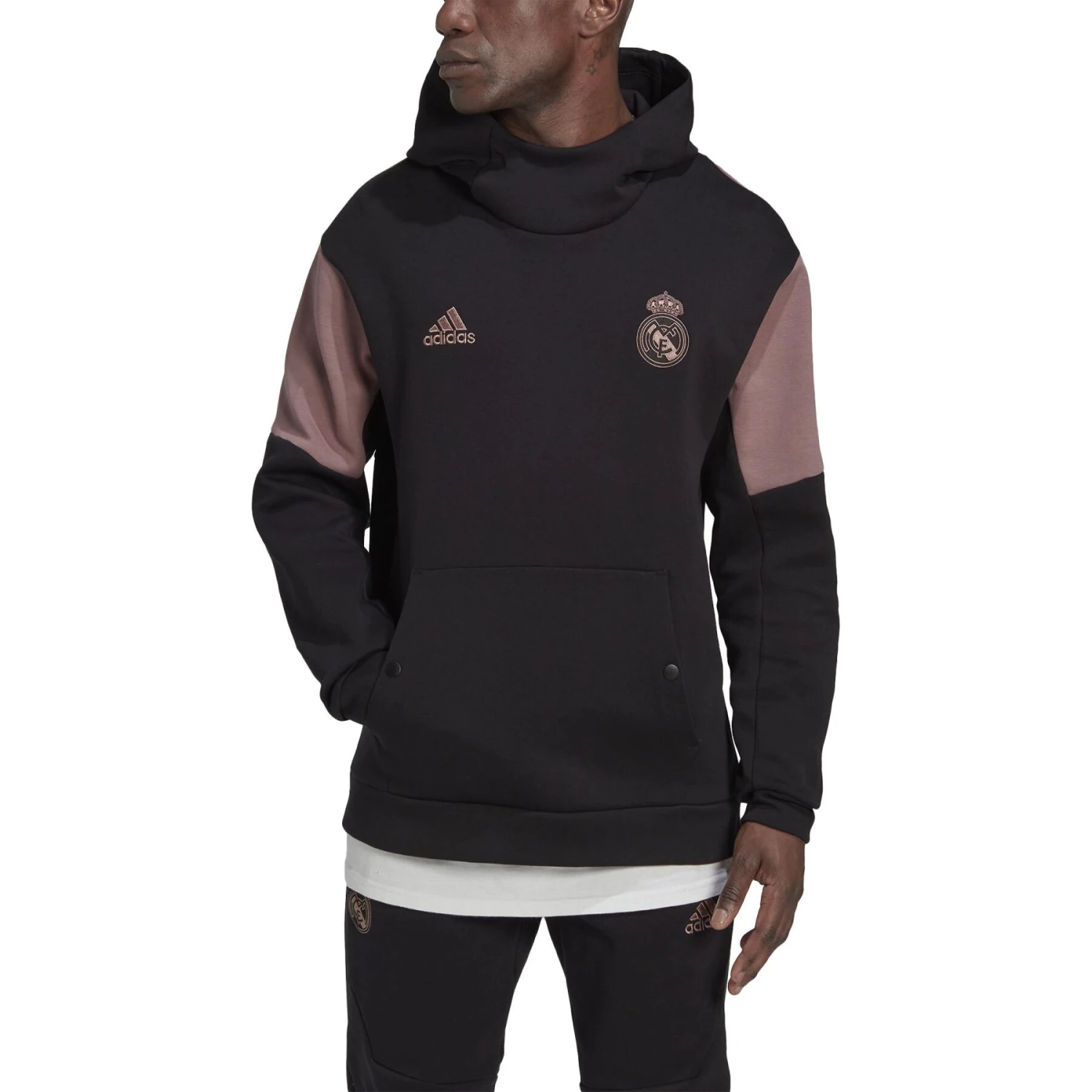ADIDAS Kapuzenpullover Reise Real Madrid 2022/23 5 ADIDAS Kapuzenpullover Reise Real Madrid 2022/23 – Bild 5