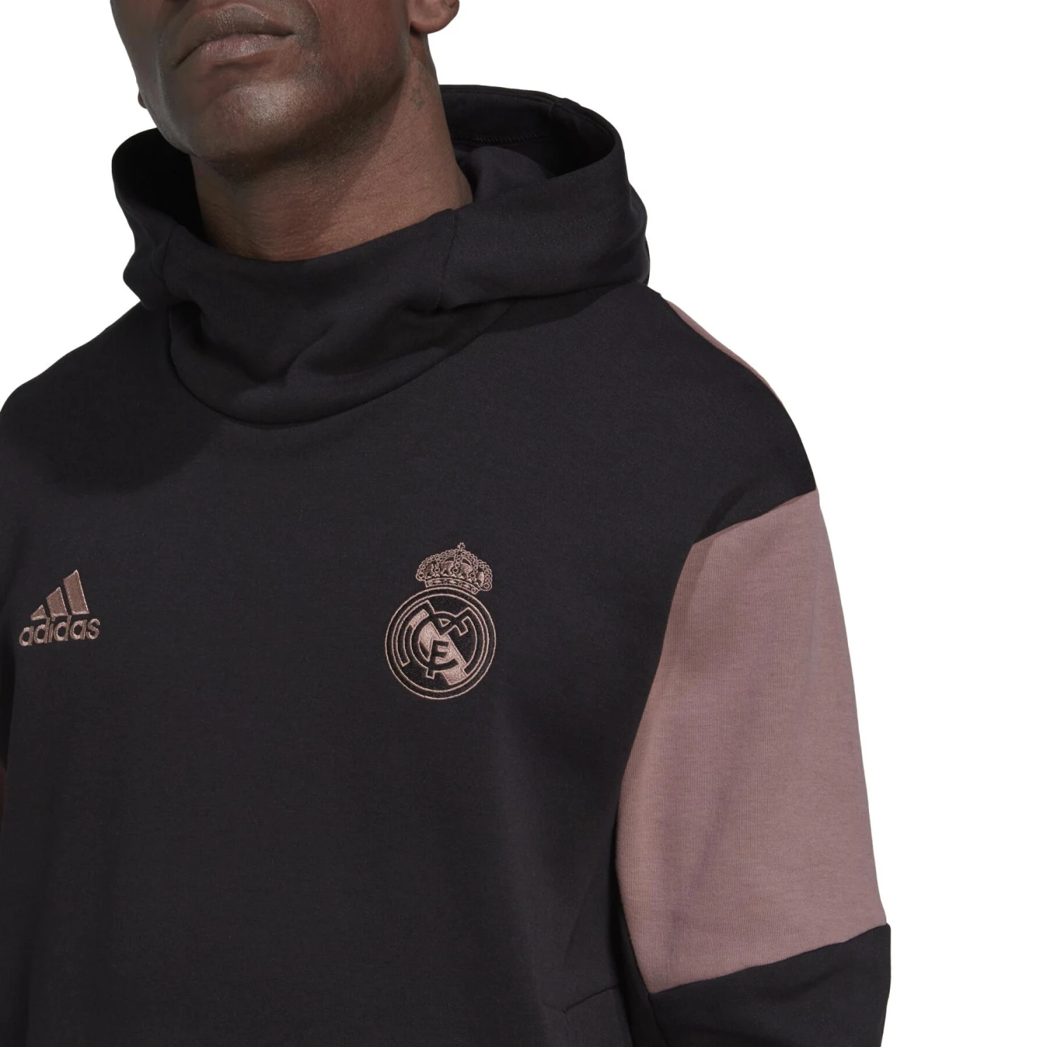 ADIDAS Kapuzenpullover Reise Real Madrid 2022/23 7 ADIDAS Kapuzenpullover Reise Real Madrid 2022/23 – Bild 7