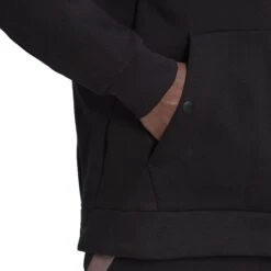 ADIDAS Kapuzenpullover Reise Real Madrid 2022/23 12 ADIDAS Kapuzenpullover Reise Real Madrid 2022/23 -MACRON Verkaufsgeschäft adidas hd1345 8 apparel on model detail view 2 white