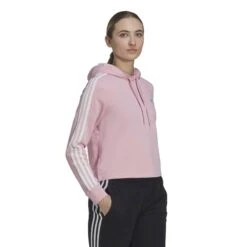 Kurzes Sweatshirt Mit 3 Streifen, Damen Adidas Essentials -MACRON Verkaufsgeschäft adidas hl2167 5 apparel on model walking view white