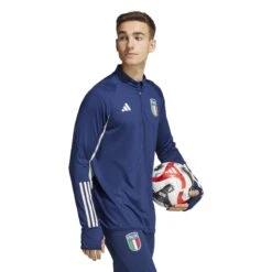ADIDAS Trainingsjacke Italie Tiro Pro 2022/23 10 ADIDAS Trainingsjacke Italie Tiro Pro 2022/23 -MACRON Verkaufsgeschäft adidas hs9848 6 apparel on model walking view white