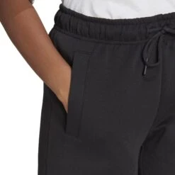 Shorts Für Frauen Adidas Future Icons Badge Of Sport -MACRON Verkaufsgeschäft adidas ht4711 6 apparel on model detail view 1 white