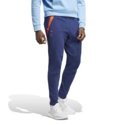 ADIDAS Jogginghose New York City FC Travel 2023 -MACRON Verkaufsgeschäft adidas hu0042 3 apparel on model standard view white