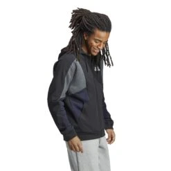 Sweatshirt Mit Full-Zip-Kapuze Adidas Essentials Colorblock -MACRON Verkaufsgeschäft adidas hy5936 6 apparel on model walking view white