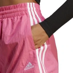 Gewebte Shorts Für Frauen Adidas 3-Stripes Essentials 20 Gewebte Shorts Für Frauen Adidas 3-Stripes Essentials -MACRON Verkaufsgeschäft adidas ic0562 6 apparel on model detail view 1 white