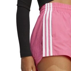 Gewebte Shorts Für Frauen Adidas 3-Stripes Essentials 21 Gewebte Shorts Für Frauen Adidas 3-Stripes Essentials -MACRON Verkaufsgeschäft adidas ic0562 7 apparel on model detail view 2 white