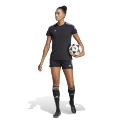 Shorts Für Frauen Adidas Tiro 23 Club 21 Shorts Für Frauen Adidas Tiro 23 Club -MACRON Verkaufsgeschäft adidas ic1596 6 apparel on model standard outfit view white