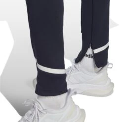 Jogging Adidas Designed For Gameday 21 Jogging Adidas Designed For Gameday -MACRON Verkaufsgeschäft adidas ic8033 7 apparel on model detail view 2 white