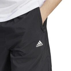 Short Adidas Varsity Scribble UPF50 11 Short Adidas Varsity Scribble UPF50 -MACRON Verkaufsgeschäft adidas ij6446 7 apparel on model detail view 2 white nw