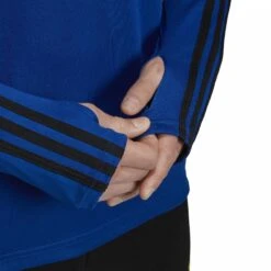 ADIDAS Sweatshirt Manchester United 2019/20 -MACRON Verkaufsgeschäft dx9036 on model detail 3 2000x2000