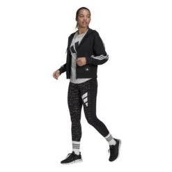 Damen-Leggings Adidas Sportswear 3 Bar AOP -MACRON Verkaufsgeschäft gp9644 app on model standard outfit white