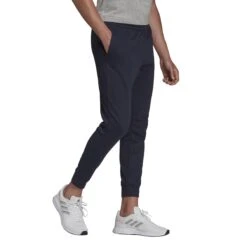 Hose Adidas Essentials Small Logo French Terry 7/8 -MACRON Verkaufsgeschäft he4423 app on model walking white