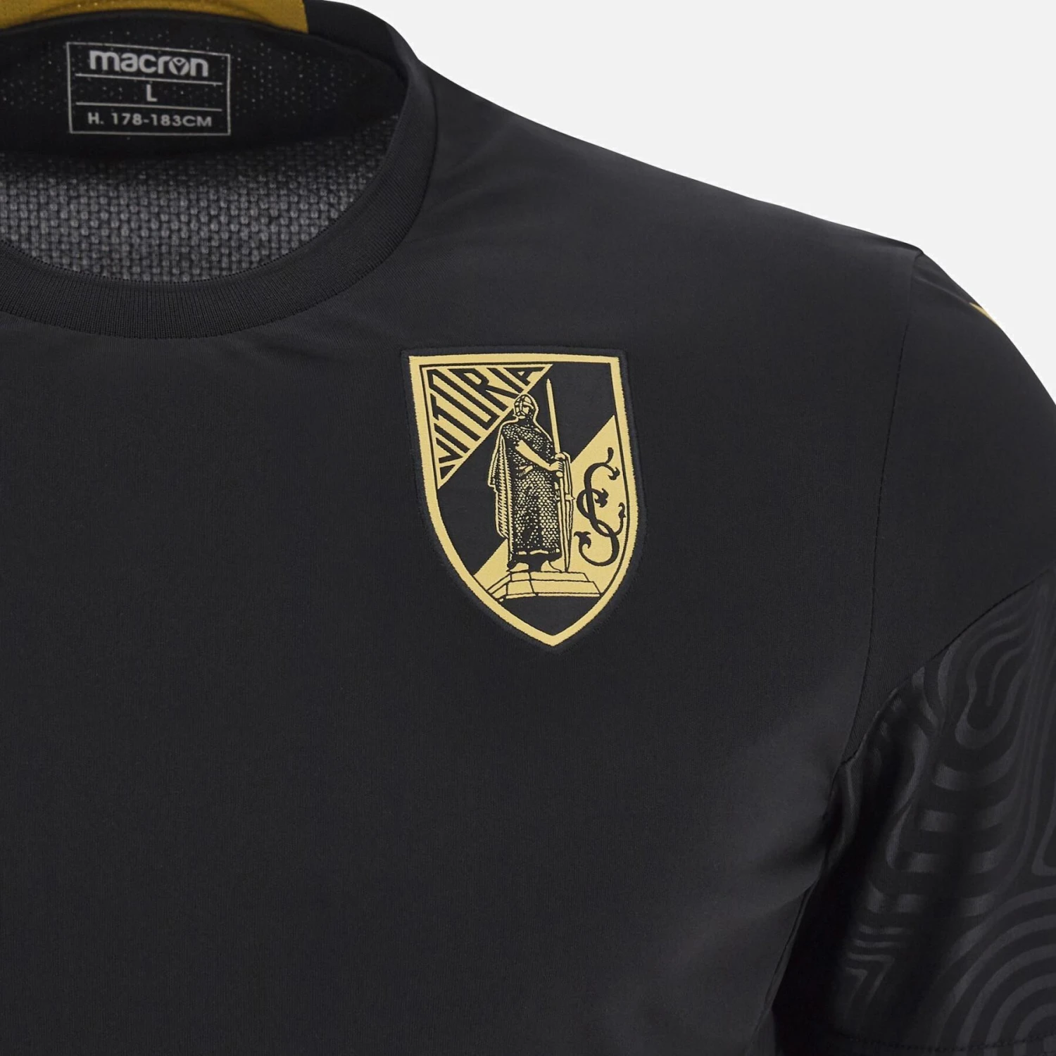 MACRON Trainingstrikot Vitoria Guimaraes 2022/23 3 MACRON Trainingstrikot Vitoria Guimaraes 2022/23 – Bild 3