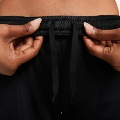 Shorts Für Frauen Nike Dri-FIT Academy Pro -MACRON Verkaufsgeschäft nike dh9252 014 phsym002 new