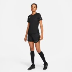 Shorts Für Frauen Nike Dri-FIT Academy Pro -MACRON Verkaufsgeschäft nike dh9252 014 phsym004 new