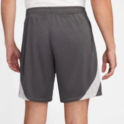 Nike Trainingsshorts Tottenham 2022/23 9 Nike Trainingsshorts Tottenham 2022/23 -MACRON Verkaufsgeschäft nike dn2809 254 phsbm001 new