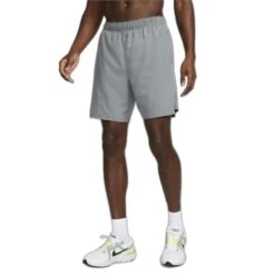 2-in-1-Shorts Nike Dri-Fit Challenger 7 ".